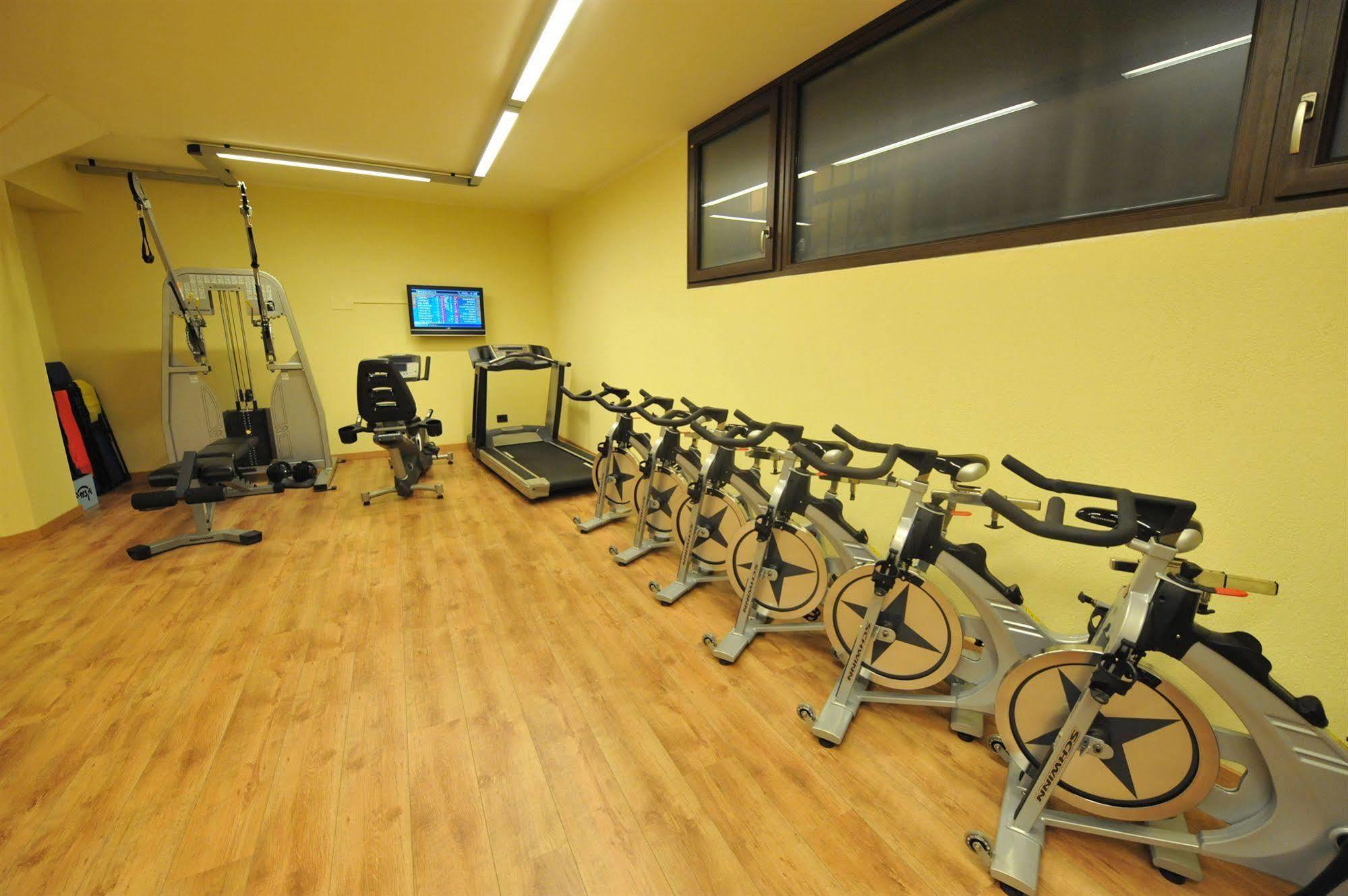 La Rocca Sport & Benessere Шатійон Екстер'єр фото